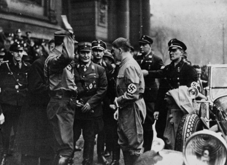 Hitler and Göring – Heinrich Hoffmann Photo Gallery